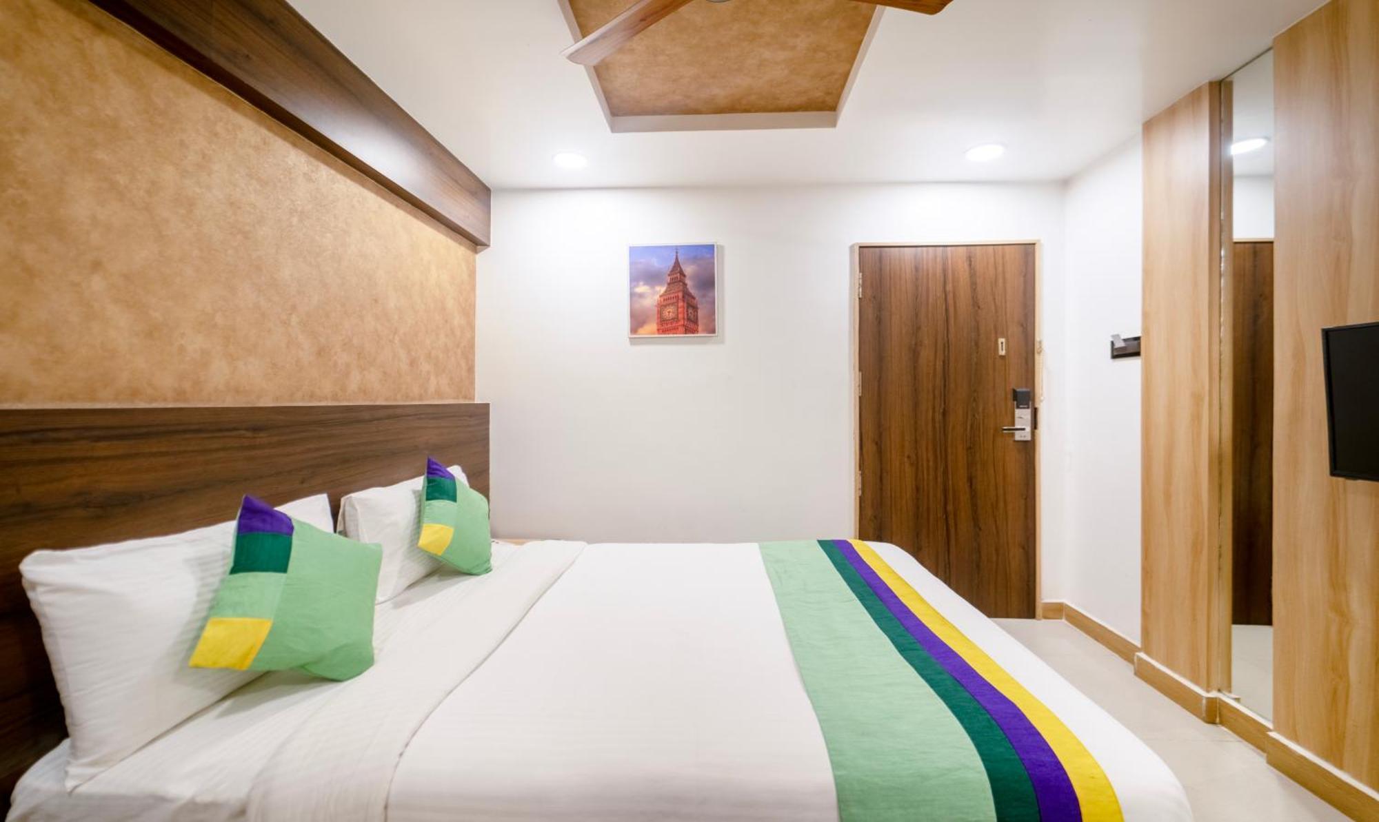 Hotel Treebo Golden Swan Pammal Chennai Esterno foto