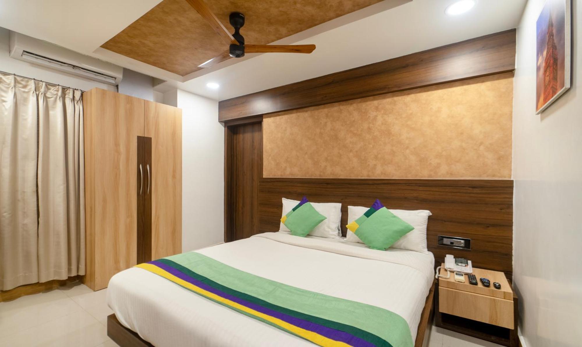 Hotel Treebo Golden Swan Pammal Chennai Esterno foto