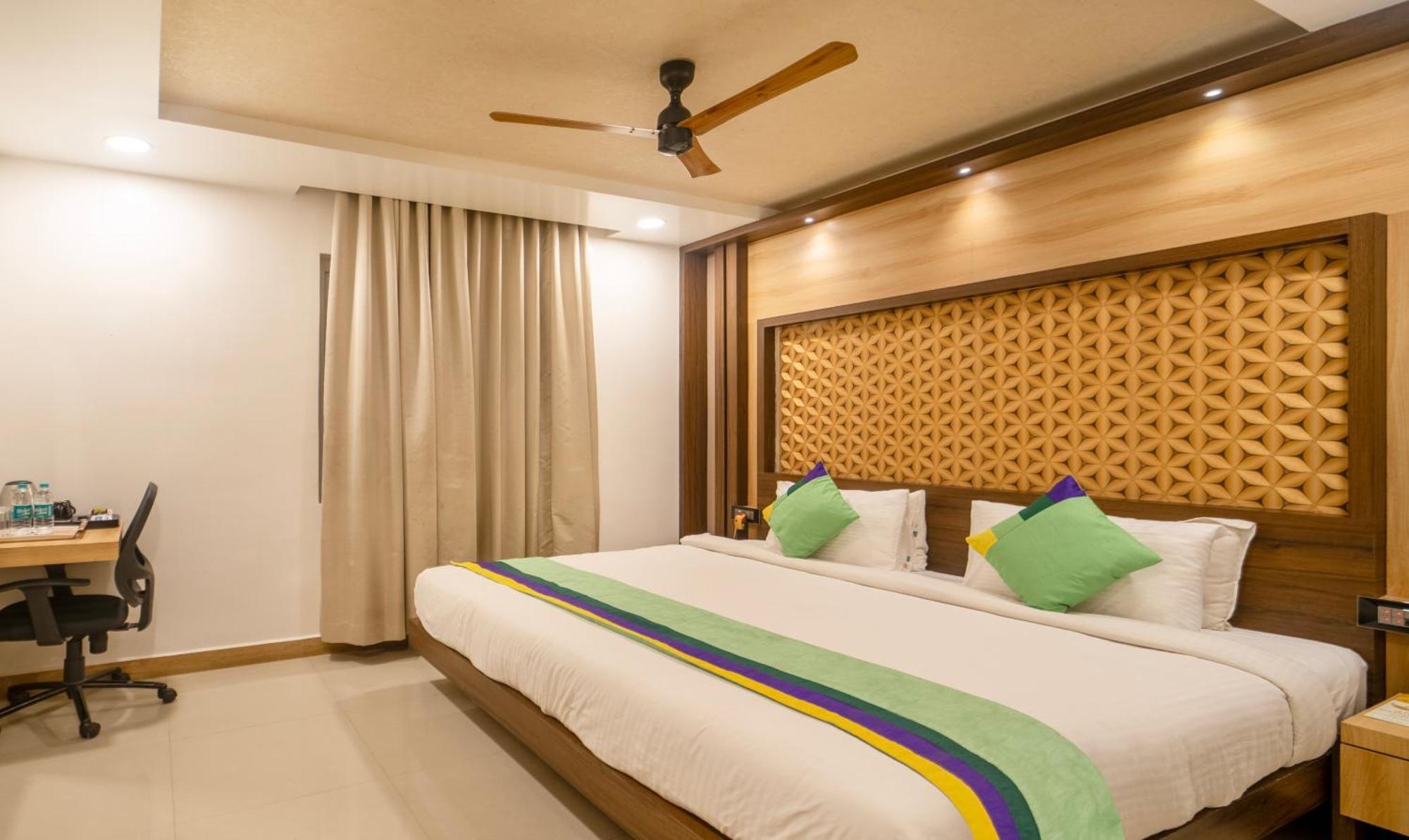 Hotel Treebo Golden Swan Pammal Chennai Esterno foto