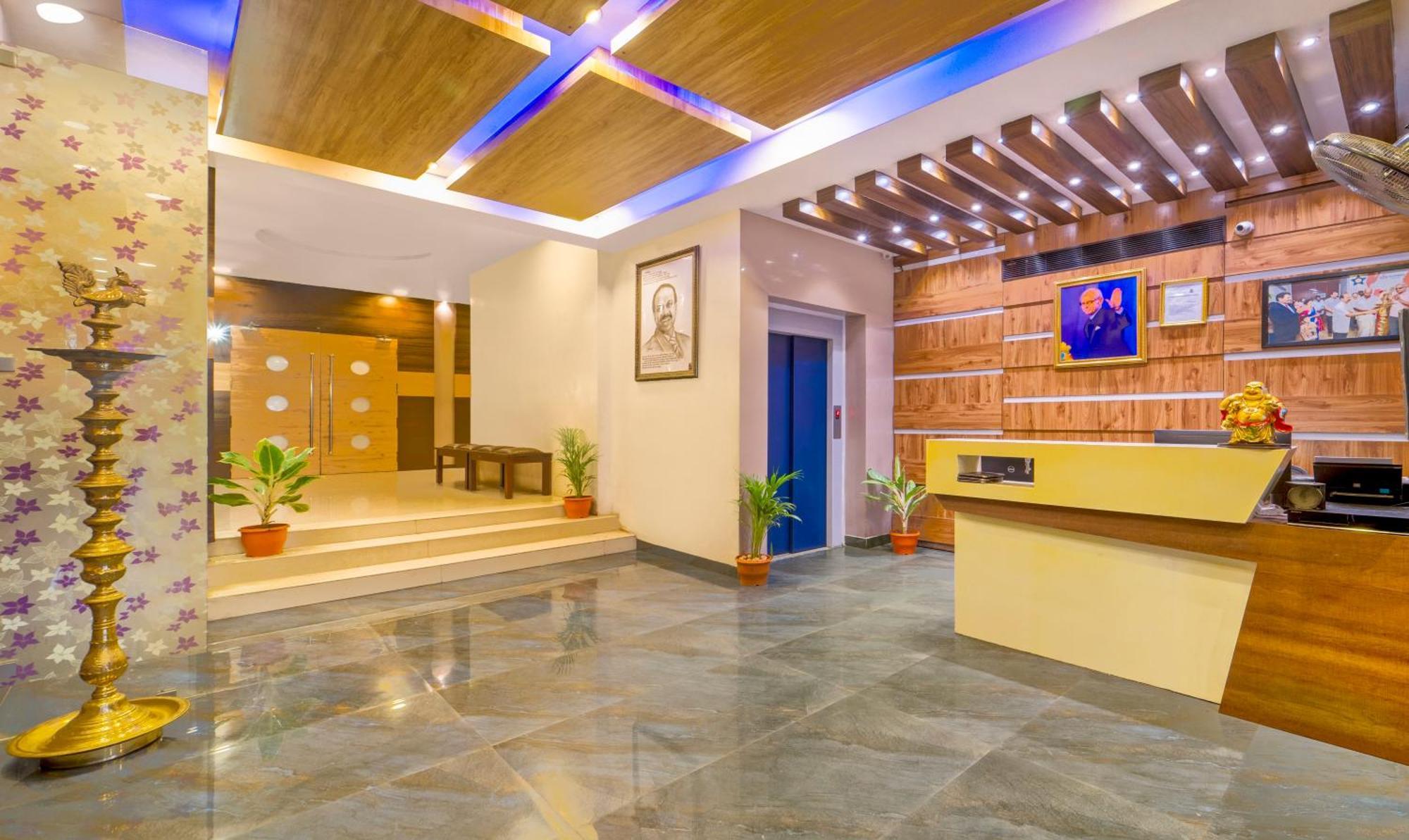 Hotel Treebo Golden Swan Pammal Chennai Esterno foto